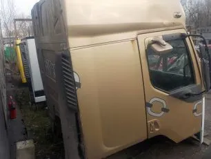 5600463855 RENAULT Каркас кабины
