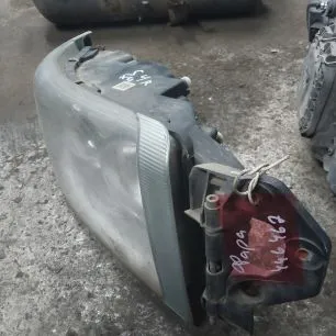 7421636309 RENAULT Фара правая