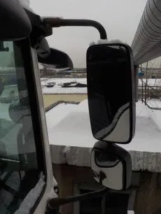 81637316618 MAN Кронштейн зеркала