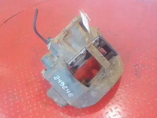 5001866509 RENAULT Суппорт правый