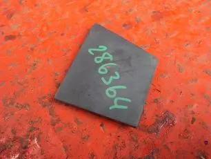 504273199 IVECO Заглушка бампера