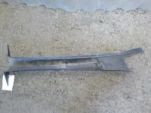 1096211 VOLVO Накладка стойки