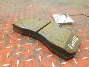 21496551 VOLVO Колодки тормозные