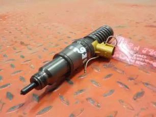 21644603 VOLVO Форсунка топливная