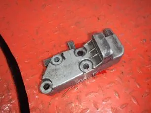 9061500770 MERCEDES Кронштейн генератора