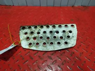 81615105187 MAN Накладка подножки