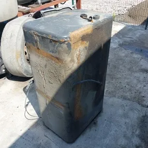 5010505346 RENAULT Бак топливный