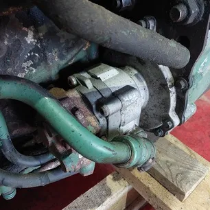 21488833 VOLVO Насос ГУР