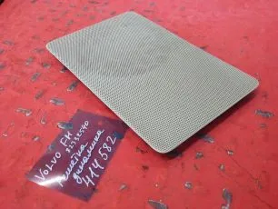 82332540 VOLVO Решетка динамика