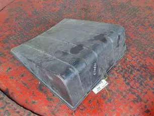 81418600083 MAN Крышка ящика АКБ