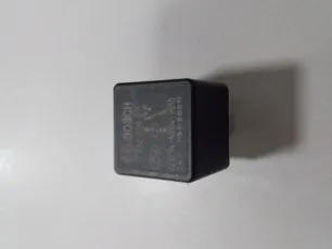 332209211 BOSCH Реле регулятор