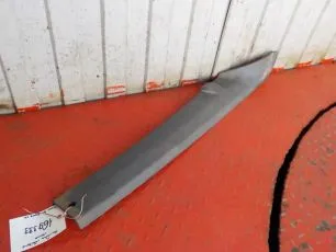 98405946 IVECO Накладка лобового стекла