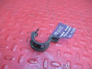 21094454 VOLVO Кронштейн крыла заднего