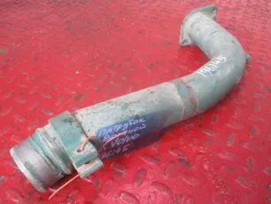 20740872 VOLVO Патрубок водяной