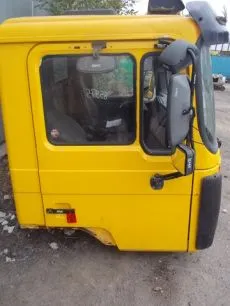 81626004088 MAN Дверь правая