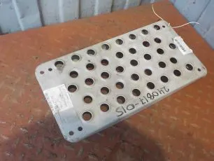3756600628 MERCEDES Ступень подножки