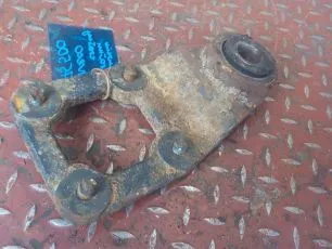 500302906 IVECO Кронштейн стойки стабилизатора