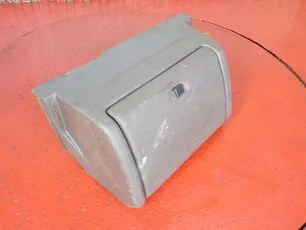 5010325174 RENAULT Бардачок