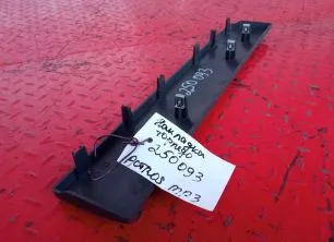 9438400727 MERCEDES Накладка торпедо
