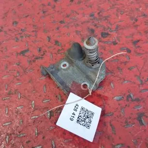 8144356 VOLVO Ответная часть замка капота