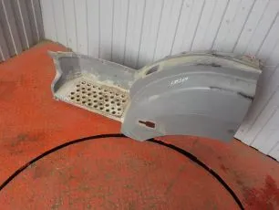 9446661301 MERCEDES Корпус подножки верхний левый