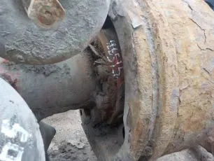 5010136138 RENAULT Щит опорный задний