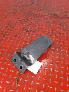 21127732 VOLVO Кронштейн крана уровня пола