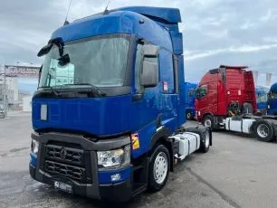 Поступление в разбор Renault T-series