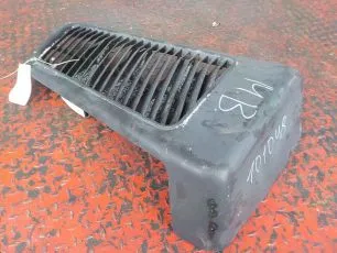9408300466 MERCEDES Решетка воздухозаборника