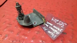 3176432 VOLVO Ответная часть замка капота